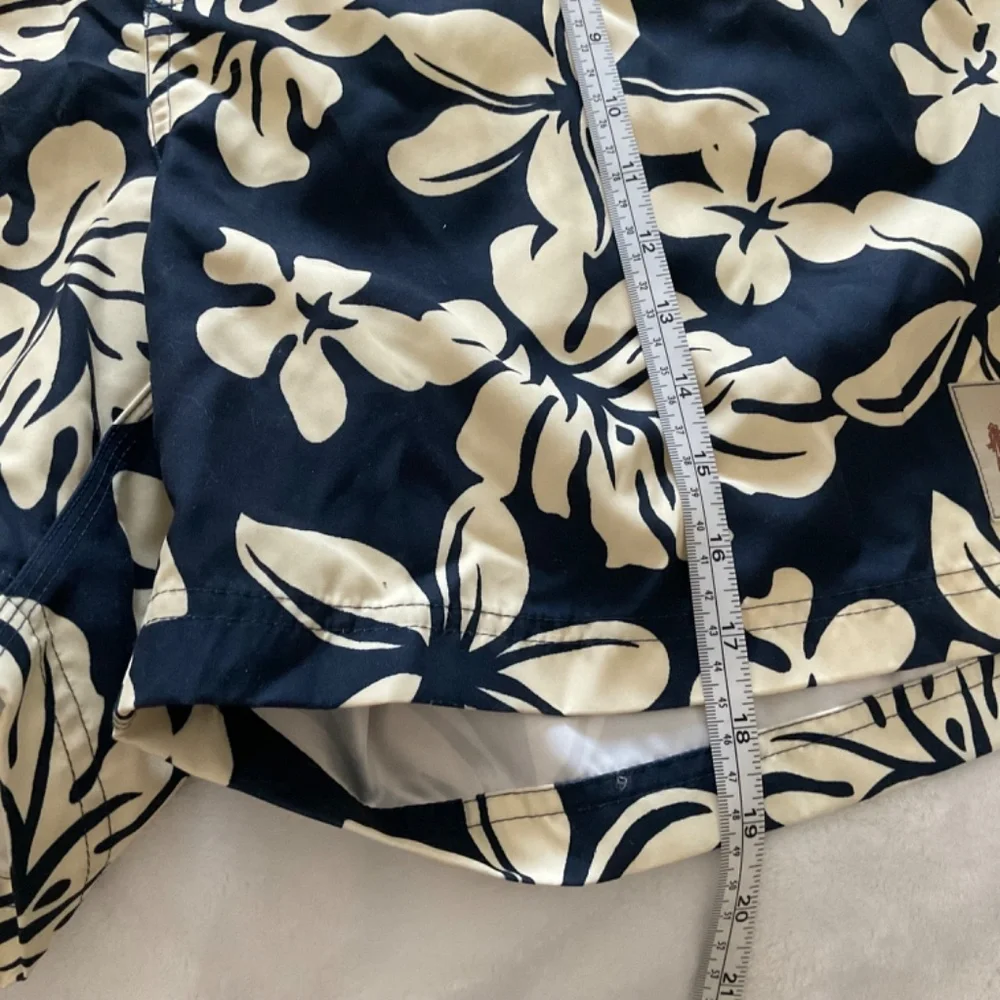 Duke‎ Hawaii Floral Print Tropical Swim Trunks - Navy and Cream - Size XL